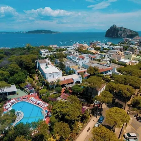 Pineta Hotel 3*