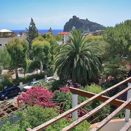 Hotel Pineta Isquia