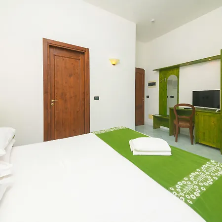 Hotel Pineta 3*